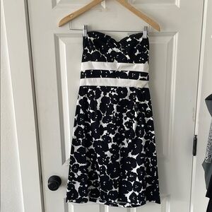 Elegant Black and White Strapless Dress